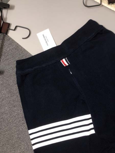 2025年12月22日秋冬新作Thom Browne半ズボン高品質人気商品/XQY工場