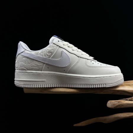 2025年12月25日入荷新品Nike Air Force 1 ’07人気 スニーカー男女兼用/誕生日プレゼント/XH工場