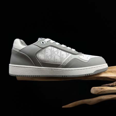 2025年12月25日入荷新品DIOR人気 スニーカー男女兼用/誕生日プレゼント/XH工場