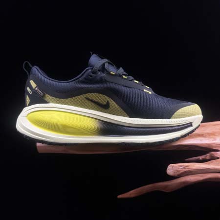 2025年12月25日入荷新品Nike Vomero 18 GORE-TEX人気 スニーカー男女兼用/誕生日プレゼント/XH工場