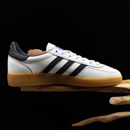 2025年12月25日入荷新品Adidas人気 スニーカー男女兼用/誕生日プレゼント/XH工場