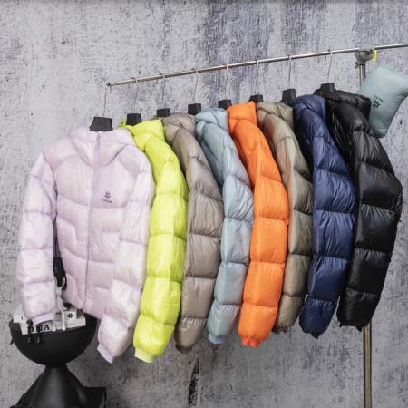 2025年12月1日秋冬新作KAILASダウンジャケット高品...