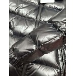 2025年12月2日秋冬新作Monclerダウンジャケット高品質人気商品/LDF工場