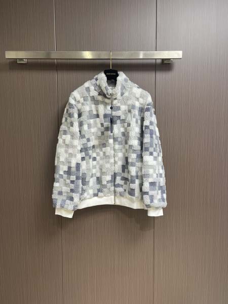 2025年12月4日秋冬新作Louis Vuittonジャケ...