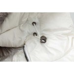 2025年12月5日秋冬新作Moncler女性用ダウンジャケット高品質人気商品/LDF工場