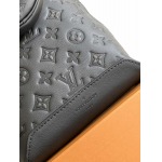 2025年12月8日入荷ヴィトン バッグM21890 高品質新作/誕生日プレゼント