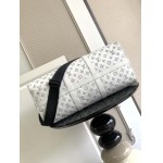 2025年12月8日入荷ヴィトン バッグM24954 高品質新作/誕生日プレゼント