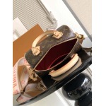 2025年12月8日入荷ヴィトン バッグM46954 高品質新作/誕生日プレゼント