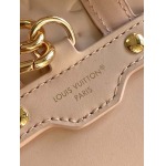 2025年12月8日入荷ヴィトン バッグM13389M13387 M13357 M13358 Coussin BackpackMonogram CoussinLV 21 x 26 x 10高品質新作/誕生日プレゼント