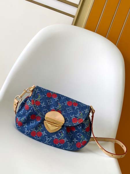 2025年12月8日入荷ヴィトン バッグM13680 163...