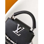 2025年12月8日入荷ヴィトン バッグM12345 M12279 M11908 M11906 Capucines BBTrilogy TaurillonMonogram 270高品質新作/誕生日プレゼント