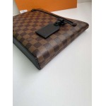 2025年12月8日入荷ヴィトン N40504 TakeoffMonogram Eclipse iPad30×22×5cm 高品質新作/誕生日プレゼント