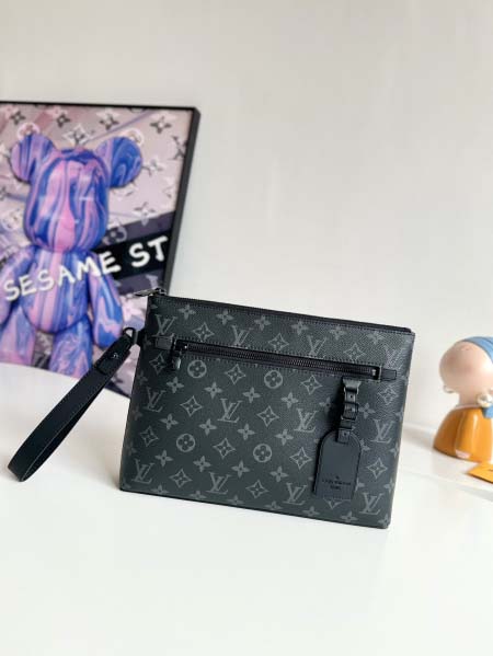 2025年12月8日入荷ヴィトン M40504Takeoff...