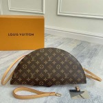 2025年12月9日入荷Louis Vuitton バッグM14804 LV Fan Monogram 2025 Monogram 19 x 6 x 37 6.7 高品質新作/誕生日プレゼント/ZC工場