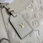 2025年12月9日入荷Louis Vuitton バッグ M15231 M25577 Avenue YsPM(Avenue PM)Monogram Anp P P 高品質新作/誕生日プレゼント/ZC工場