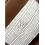 2025年12月9日入荷Louis Vuitton バッグ N82033 N98925 N98928 N80432 N99017 N84714 N86012 Rose des Vents LV 27x11x19 高品質新作/誕生日プレゼント