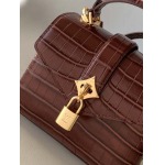 2025年12月9日入荷Louis Vuitton バッグ N82033 N98925 N98928 N80432 N99017 N84714 N86012 Rose des Vents LV 27x11x19 高品質新作/誕生日プレゼント
