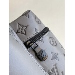 2025年12月9日入荷Louis Vuitton バッグM46557 Discovery Monogram 29.0 x 38.0 x 20.0高品質新作/誕生日プレゼント/ZC工場