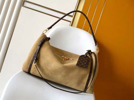 2025年12月9日入荷Louis Vuitton バッグM...