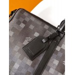 2025年12月9日入荷Louis Vuitton バッグM1495701 Keepall Bandoulière 50 Damoflage Black Pharrell Williams Damier 29 x 23 x 52高品質新作/