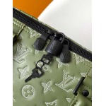 2025年12月9日入荷Louis Vuitton バッグ M12504 Keepall 50Monogram Shadowe50.0 x 29.0 x 23.0 Monogram Shadow 高品質新作/誕生日プレゼント/ZC工場