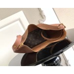 2025年12月9日入荷Louis Vuitton バッグM14642 高品質新作/誕生日プレゼント/ZC工場