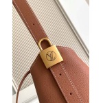2025年12月9日入荷Louis Vuitton バッグM24974 高品質新作/誕生日プレゼント/ZC工場