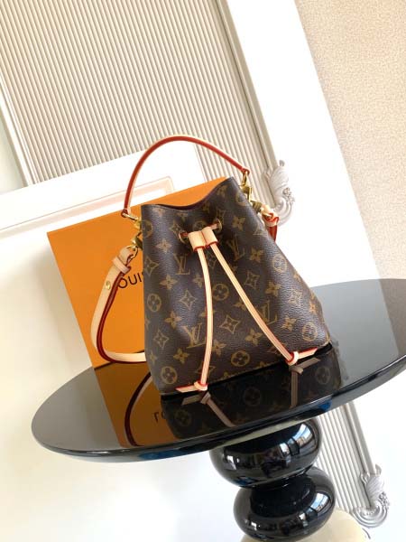 2025年12月9日入荷Louis Vuitton バッグM...