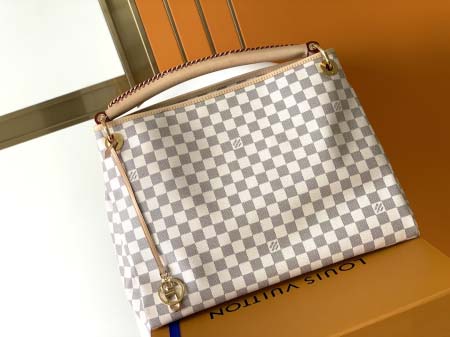 2025年12月9日入荷Louis Vuitton バッグ ...