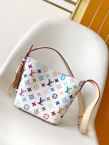 2025年12月9日入荷Louis Vuitton バッグ ...