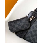 2025年12月9日入荷Louis Vuitton バッグM40519 M11952 M40694 M14069 M11648 M23785 M46694 M46435 N40438 M69443 M58040 M50017M50027 M