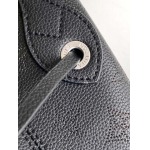 2025年12月9日入荷Louis Vuitton バッグM13179 M13180 MahinaBoundless——House 16.9 x 13.2 x 6.7 高品質新作/誕生日プレゼント/ZC工場