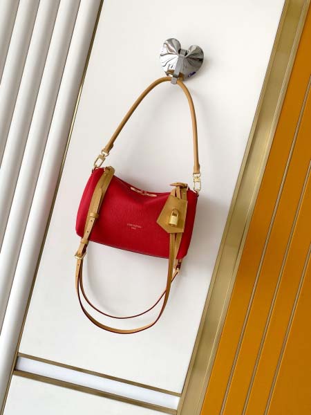 2025年12月9日入荷Louis Vuitton バッグM...