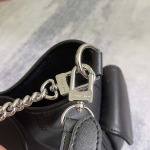 2025年12月9日入荷Louis Vuitton バッグM24861 CarryAll Cargo 33.5 x 23 x 15 高品質新作/誕生日プレゼント/ZC工場