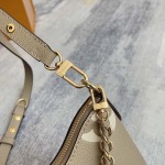 2025年12月9日入荷Louis Vuitton バッグM12930 M13224 M12930 Boulogne Monogram Empreinte 16 x 9.5 x 29cm930 高品質新作/誕生日プレゼント/ZC工場