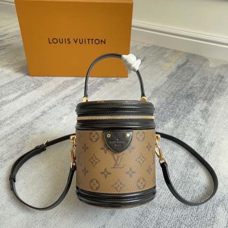 2025年12月9日入荷Louis Vuitton バッグM...