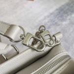 2025年12月9日入荷Louis Vuitton バッグM14213  LV Milky Way Monogram Empreinte 25.0 x 13.0 x 10.0 高品質新作/誕生日プレゼント/ZC工場