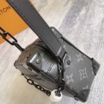 2025年12月9日入荷Louis Vuitton バッグM44735 Virgil Abloh 2019 Mini SOFT TRUNK Monogram Eclipse 18.5 x 13.0 x 8.0 高品質新作/誕生日プレゼント/