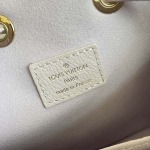 2025年12月9日入荷Louis Vuitton バッグm25675 BB Dream Monogram Empreinte 20 x 13 x 20 高品質新作/誕生日プレゼント/ZC工場