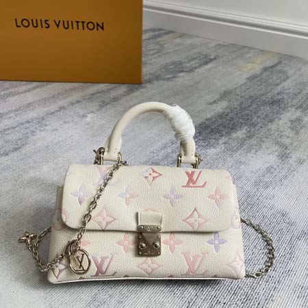 2025年12月9日入荷Louis Vuitton バッグM...