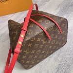 2025年12月10日入荷Louis Vuitton バッグ高品質新作/誕生日プレゼント/ZC工場