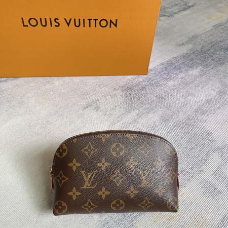 2025年12月10日入荷Louis Vuitton バッグ...