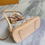 2025年12月10日入荷Louis Vuitton バッグ高品質新作/誕生日プレゼント/ZC工場