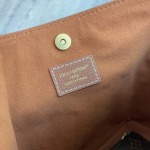 2025年12月10日入荷Louis Vuitton バッグ高品質新作/誕生日プレゼント/ZC工場