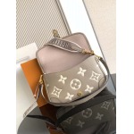 2025年12月10日入荷Louis Vuitton バッグ高品質新作/誕生日プレゼント/ZC工場