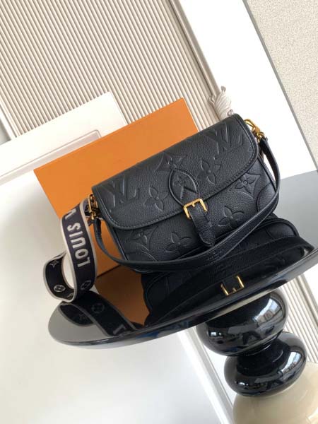 2025年12月10日入荷Louis Vuitton バッグ...