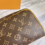 2025年12月10日入荷Louis Vuitton バッグ高品質新作/誕生日プレゼント/ZC工場