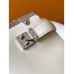 2025年12月10日入荷Louis Vuitton バッグ高品質新作/誕生日プレゼント/ZC工場