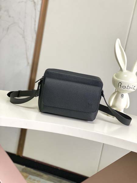 2025年12月10日入荷Louis Vuitton バッグ...