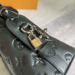 2025年12月10日入荷Louis Vuitton バッグ高品質新作/誕生日プレゼント/ZC工場